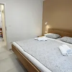 아파트 Apartmaji S Pogledom Na Morje Zm -sea View Zm *