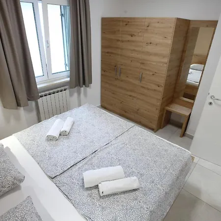 Apartmaji S Pogledom Na Morje Zm -sea View Zm Appartement *