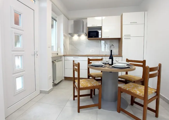 Apartmaji S Pogledom Na Morje Zm -sea View Zm * Portorož