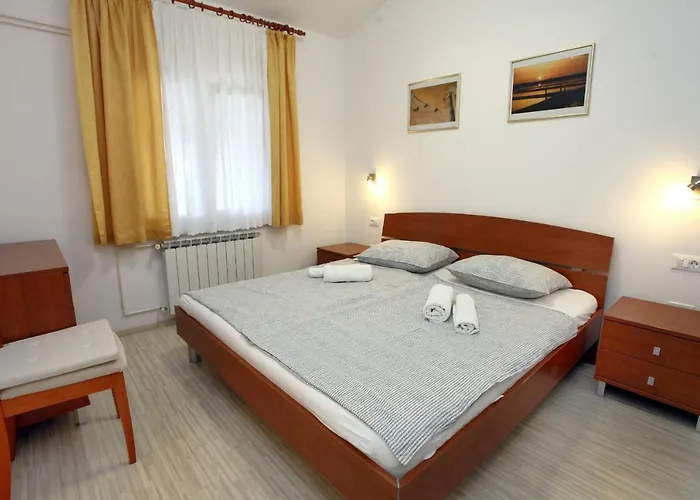 Apartmaji S Pogledom Na Morje Zm -sea View Zm Apartamento