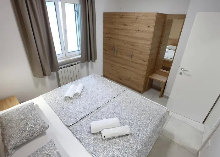 Apartmaji S Pogledom Na Morje Zm -sea View Zm Lägenhet *